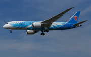 China Southern Airlines Boeing 787-8 Dreamliner (B-2737) at  London - Heathrow, United Kingdom