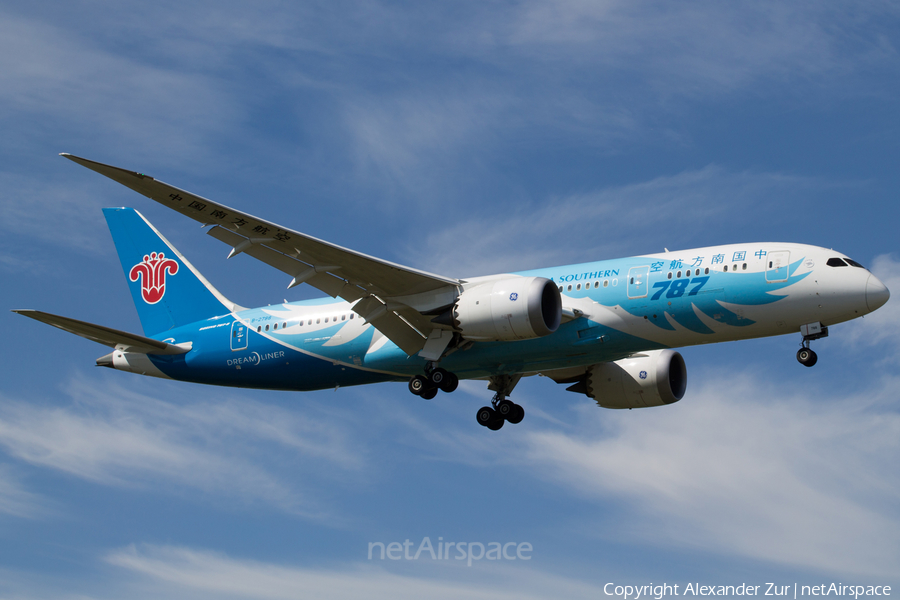 China Southern Airlines Boeing 787-8 Dreamliner (B-2788) | Photo 88541