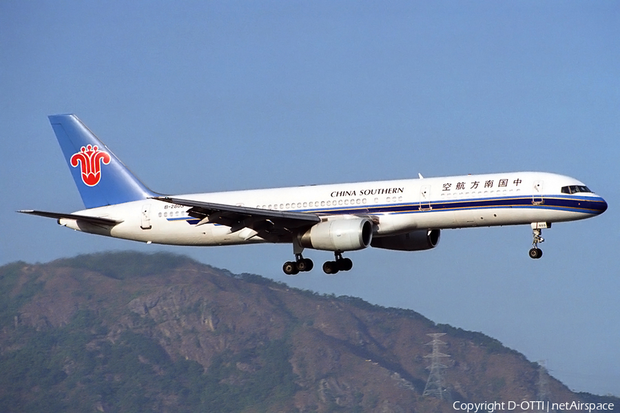 China Southern Airlines Boeing 757-21B (B-2803) | Photo 163623