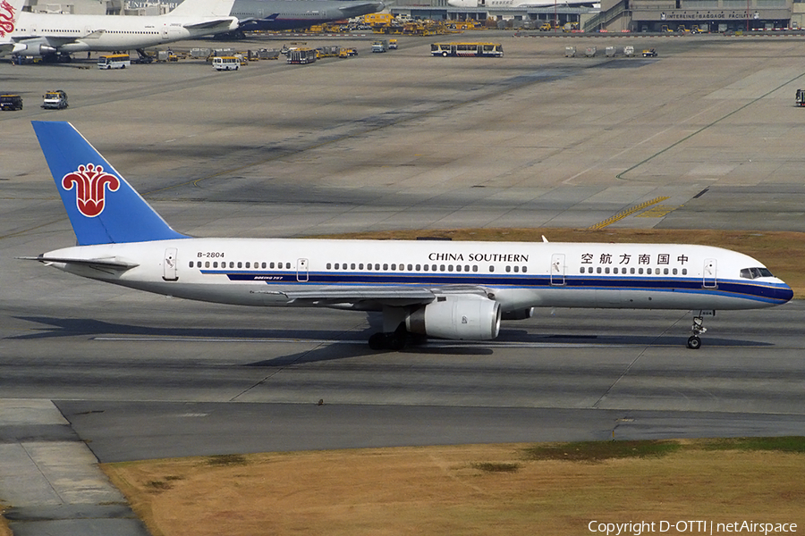 China Southern Airlines Boeing 757-21B (B-2804) | Photo 157544