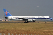 China Southern Airlines Boeing 757-21B (B-2816) at  Guangzhou - Baiyun (closed), China