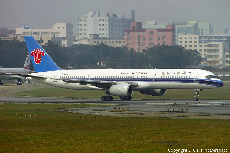 China Southern Airlines Boeing 757-21B (B-2818) | Photo 290320