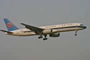 China Southern Airlines Boeing 757-21B (B-2818) at  Shanghai - Hongqiao, China
