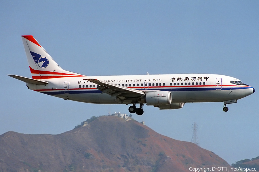 China Southwest Airlines Boeing 737-3Z0 (B-2950) | Photo 163384