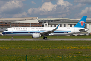 China Southern Airlines Airbus A321-253N (B-306K) at  Hamburg - Finkenwerder, Germany