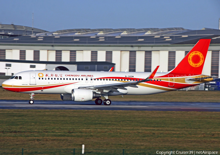 Chengdu Airlines Airbus A320-214 (B-30DW) | Photo 384705