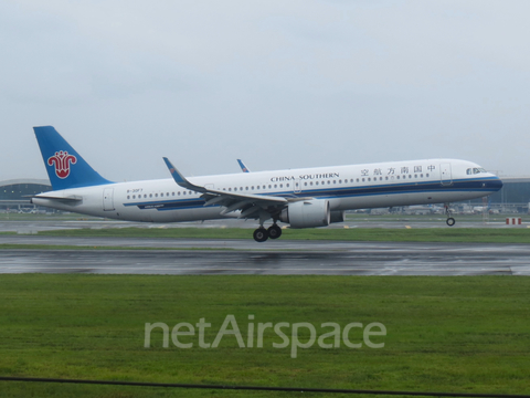 China Southern Airlines Airbus A321-253NX (B-30F7) at  Jakarta - Soekarno-Hatta International, Indonesia