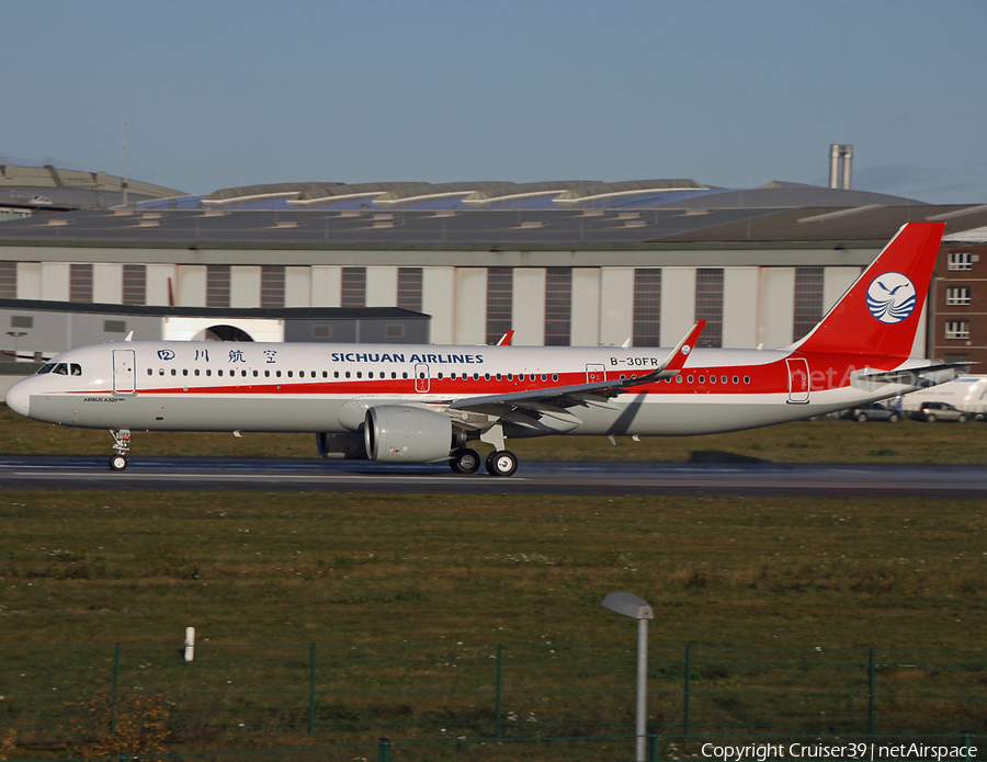 Sichuan Airlines Airbus A321-271NX (B-30FR) | Photo 429268