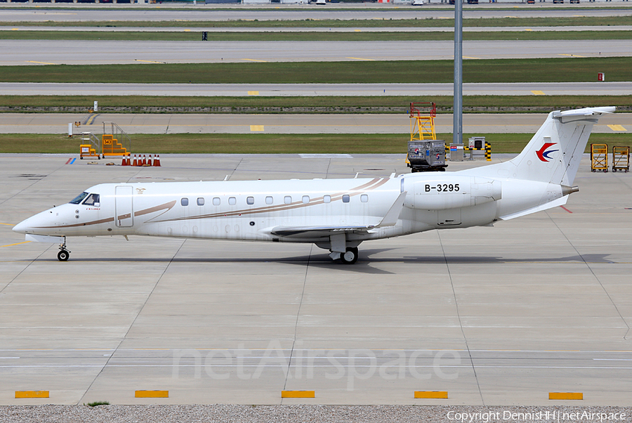 China Eastern Airlines Executive Air Embraer EMB-135BJ Legacy 650 (B-3295) | Photo 337057