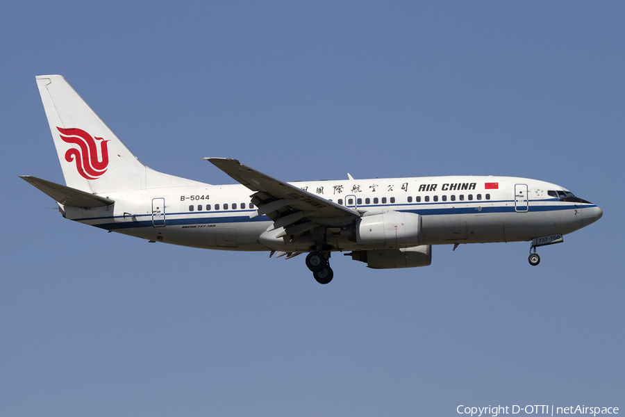 Air China Boeing 737-79L (B-5044) | Photo 406532
