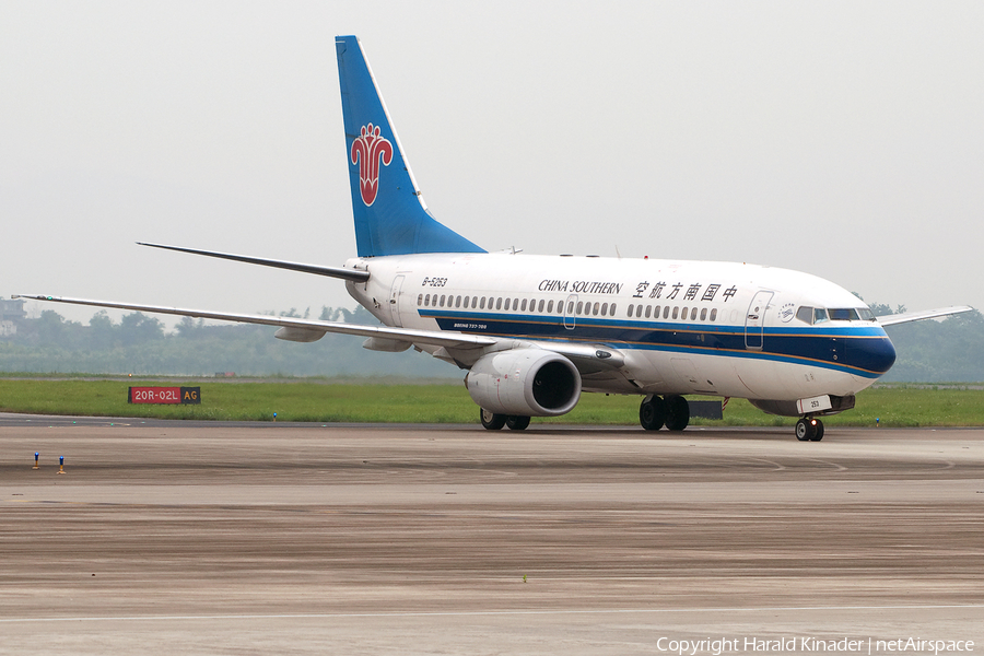China Southern Airlines Boeing 737-71B (B-5253) | Photo 304152
