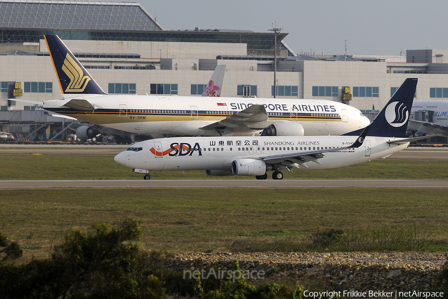 Shandong Airlines Boeing 737-85N (B-5349) | Photo 21528