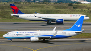 Xiamen Airlines Boeing 737-86N (B-5388) at  Taipei - Taoyuan, Taiwan