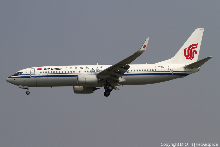 Air China Boeing 737-89L (B-5729) | Photo 407887