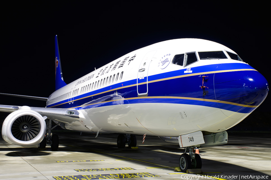 China Southern Airlines Boeing 737-81B (B-5749) | Photo 307537