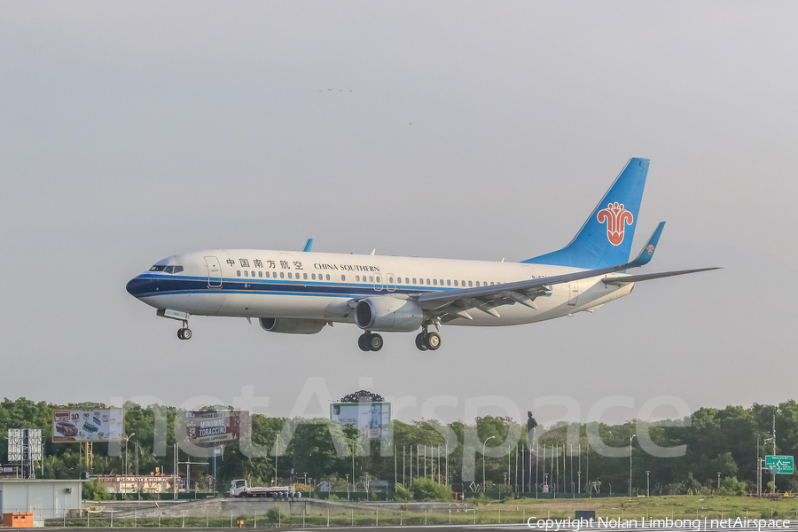 China Southern Airlines Boeing 737-81B (B-5749) | Photo 468207