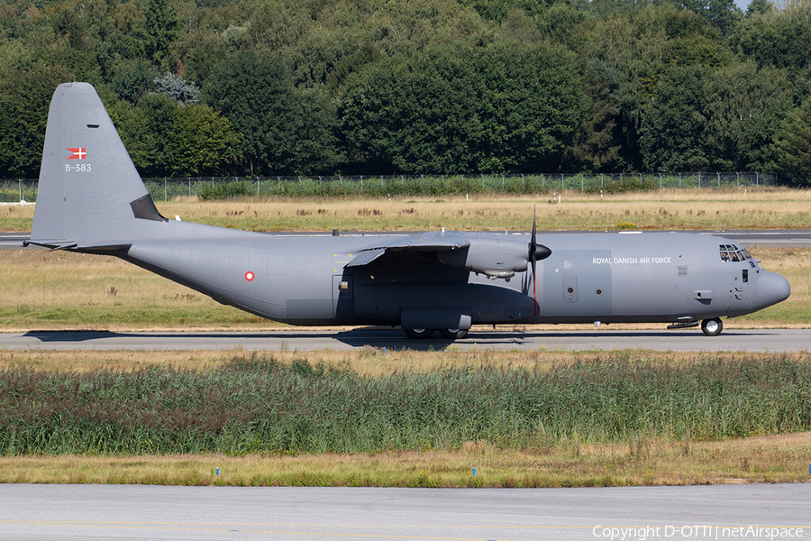 Royal Danish Air Force (Flyvevåbnet) Lockheed Martin C-130J-30 Super Hercules (B-583) | Photo 399328