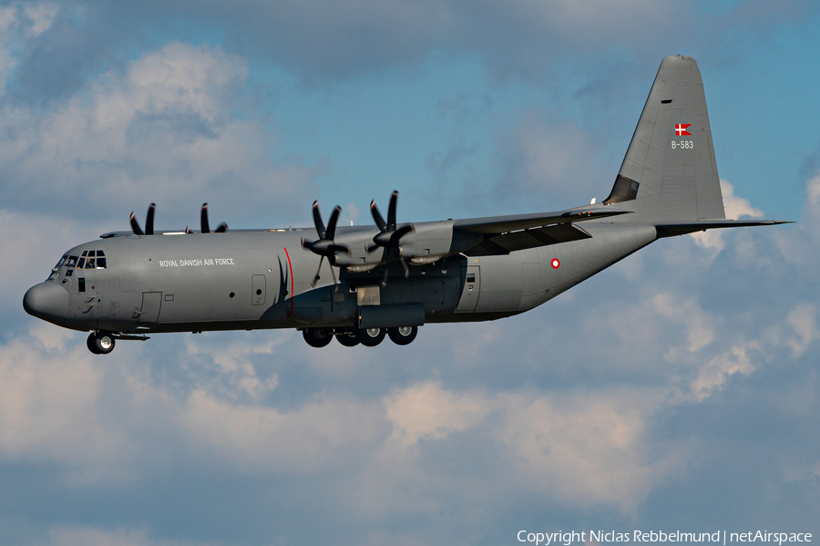 Royal Danish Air Force (Flyvevåbnet) Lockheed Martin C-130J-30 Super Hercules (B-583) | Photo 399340