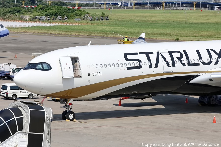 Starlux Airlines Airbus A330-941N (B-58301) | Photo 522330