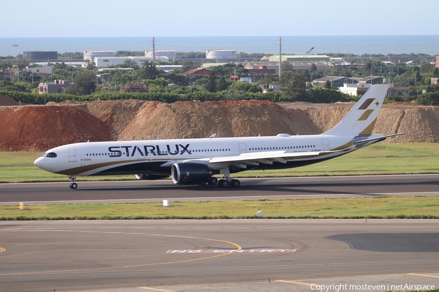 Starlux Airlines Airbus A330-941N (B-58302) | Photo 529169