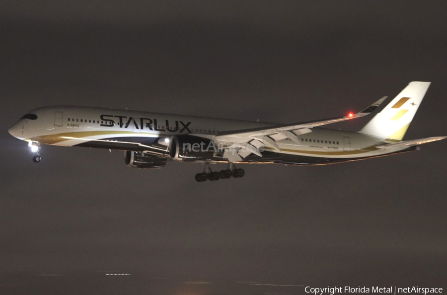 Starlux Airlines Airbus A350-941 (B-58502) | Photo 601557