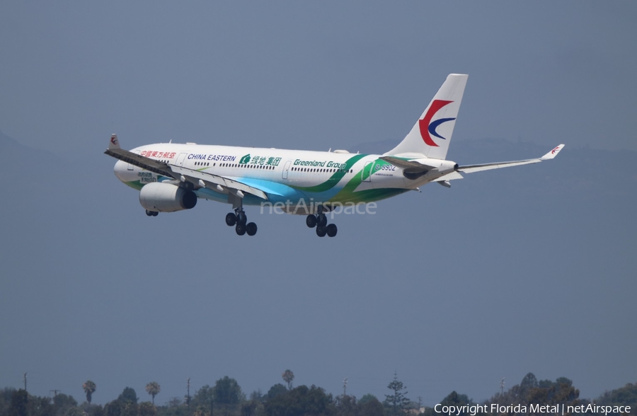 China Eastern Airlines Airbus A330-243 (B-5902) | Photo 328105