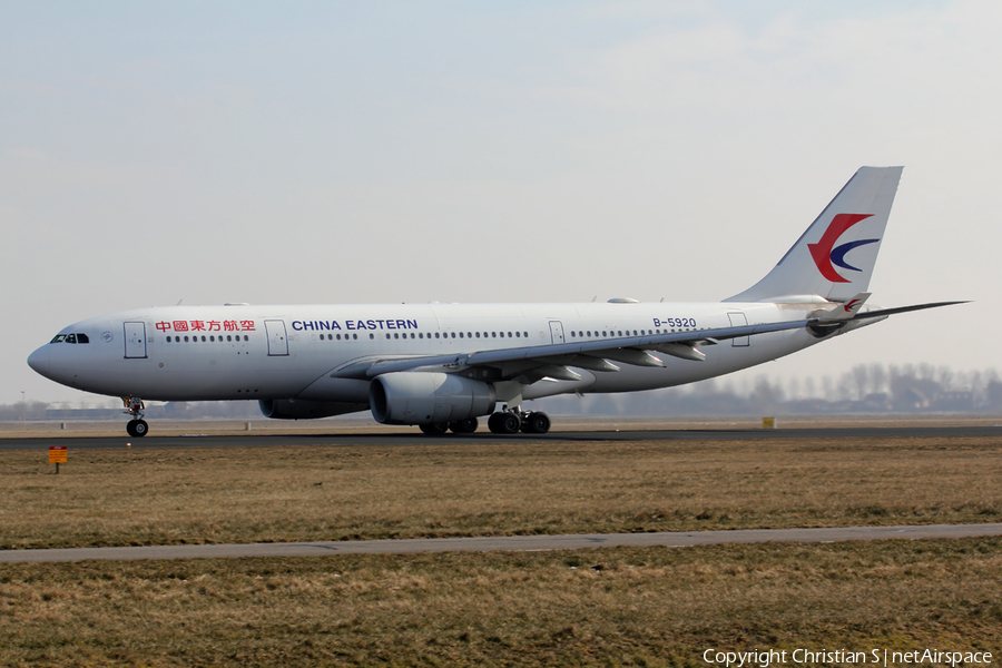 China Eastern Airlines Airbus A330-243 (B-5920) | Photo 225219