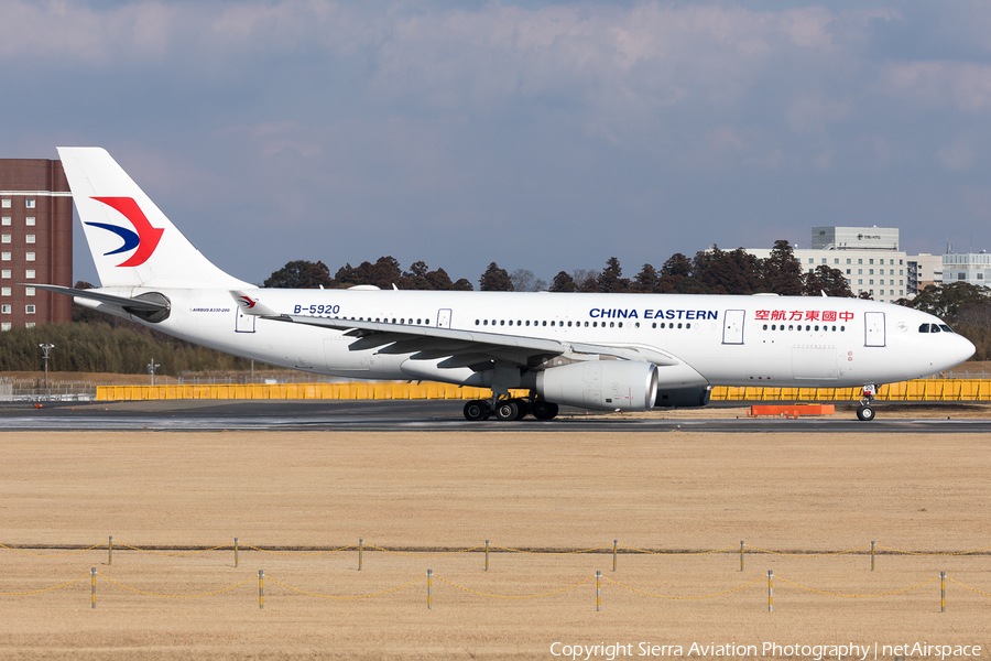 China Eastern Airlines Airbus A330-243 (B-5920) | Photo 328898