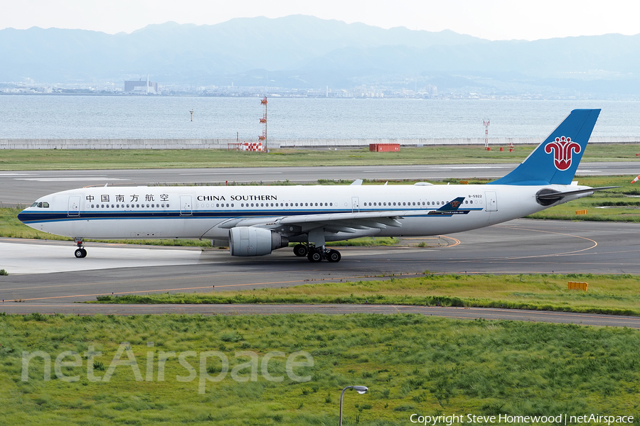 China Southern Airlines Airbus A330-323X (B-5922) | Photo 672488