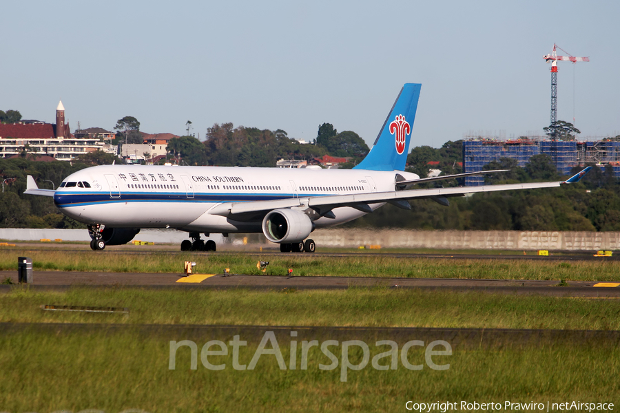 China Southern Airlines Airbus A330-323X (B-5922) | Photo 360656