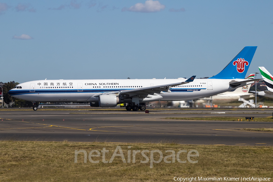 China Southern Airlines Airbus A330-323 (B-5928) | Photo 389824