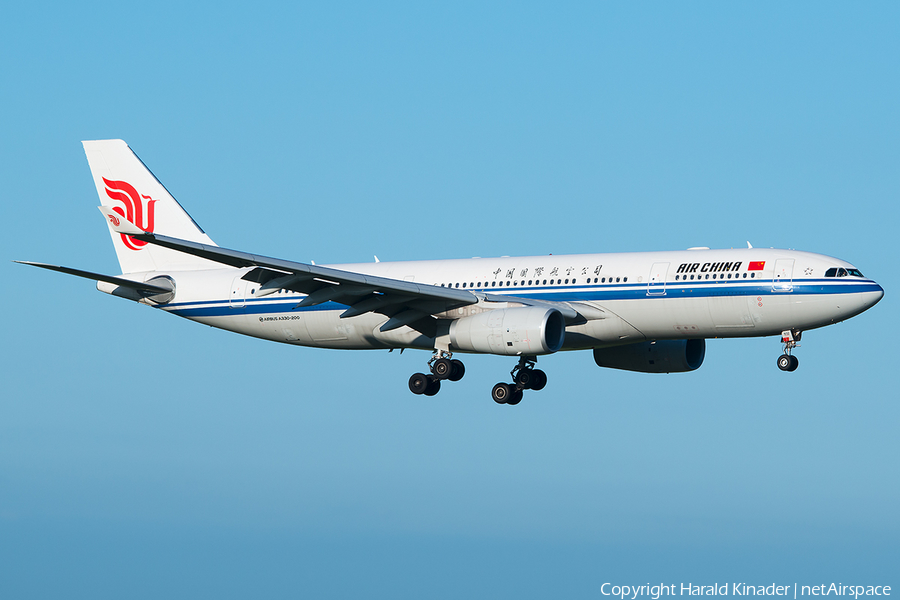 Air China Airbus A330-243 (B-5932) | Photo 292021