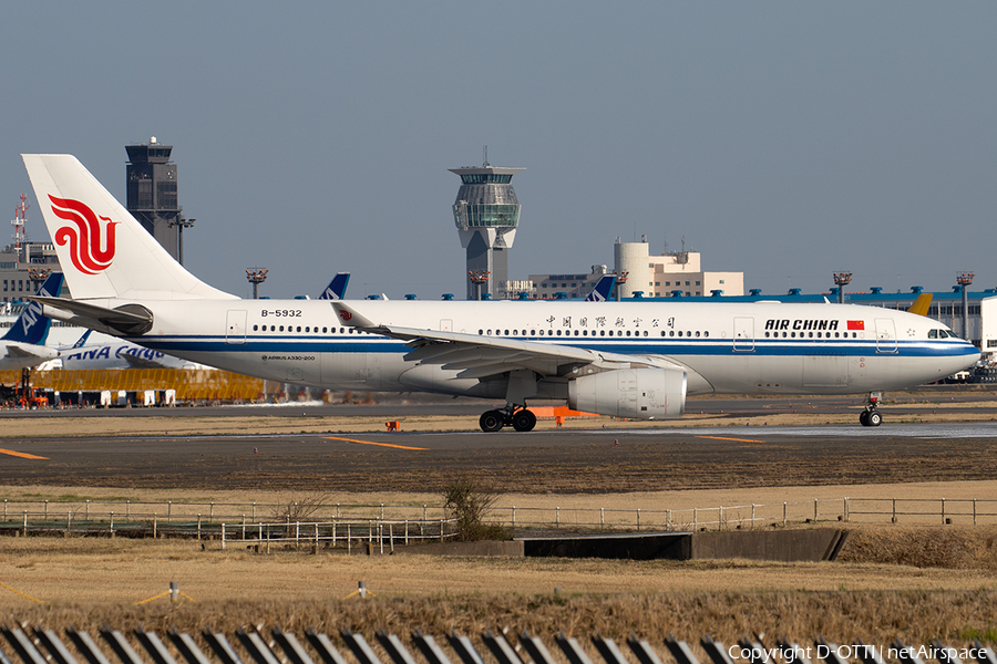 Air China Airbus A330-243 (B-5932) | Photo 385130
