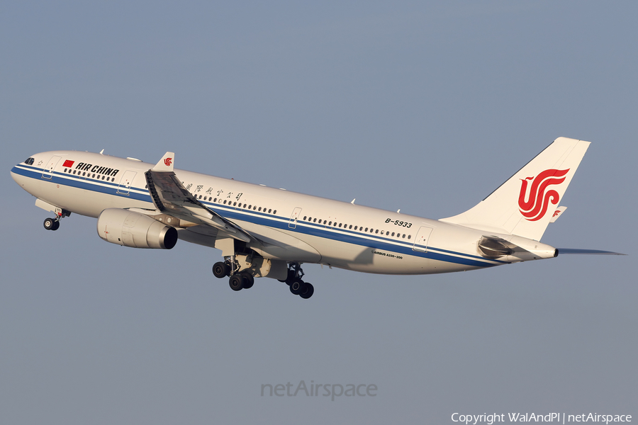 Air China Airbus A330-243 (B-5933) | Photo 605927