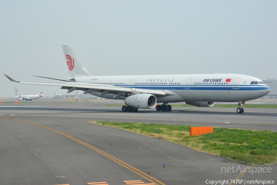 Air China Airbus A330-343 (B-5947) | Photo 235770