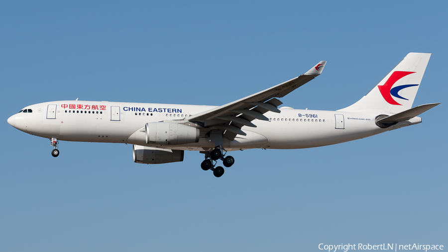 China Eastern Airlines Airbus A330-243 (B-5961) | Photo 590074