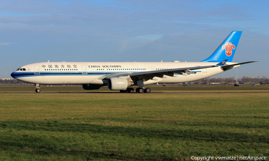 China Southern Airlines Airbus A330-323 (B-5967) | Photo 300487