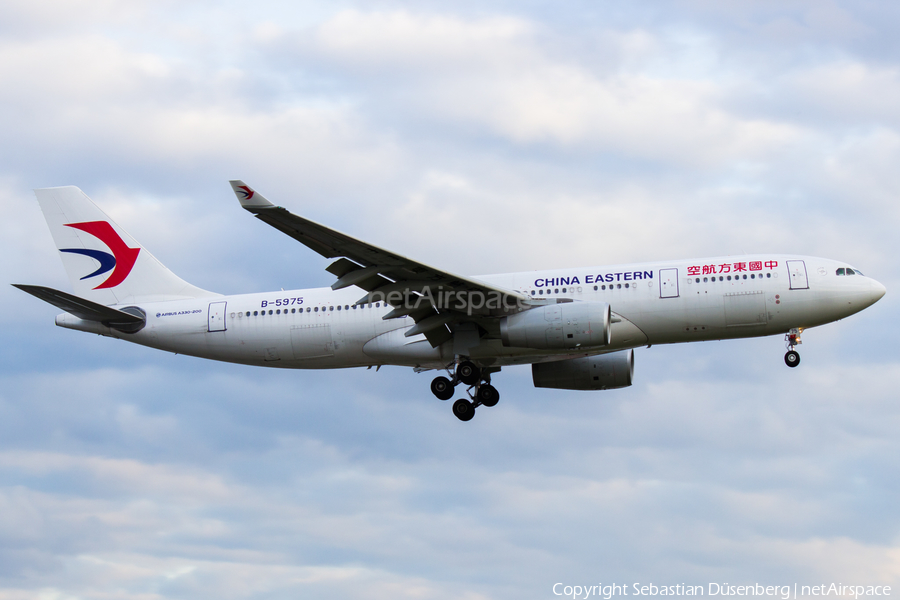 China Eastern Airlines Airbus A330-243 (B-5975) | Photo 164851