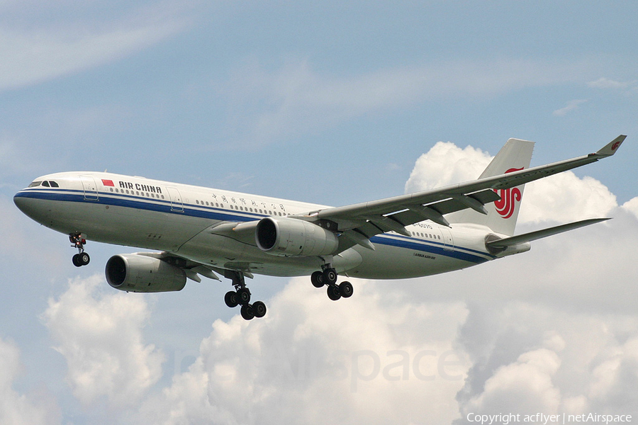Air China Airbus A330-243 (B-6070) | Photo 362855