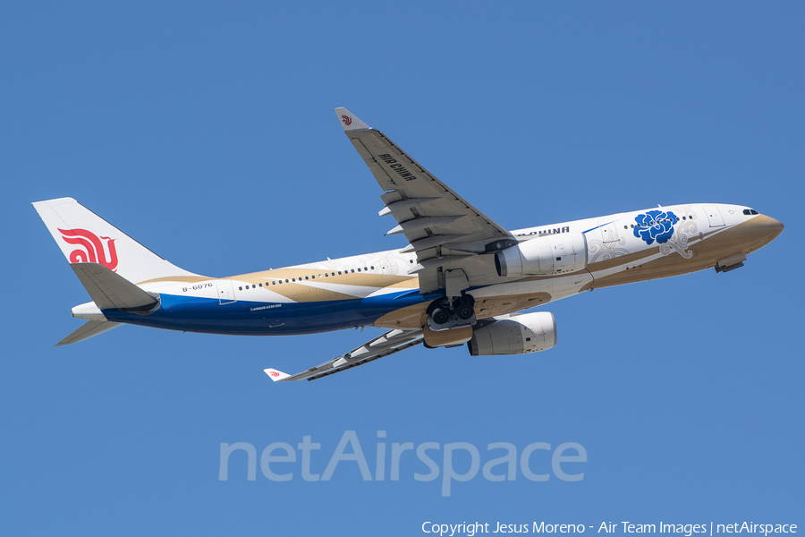 Air China Airbus A330-243 (B-6076) | Photo 171344