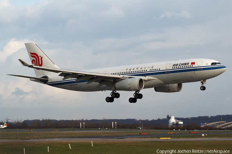 Air China Airbus A330-243 (B-6079) | Photo 72261