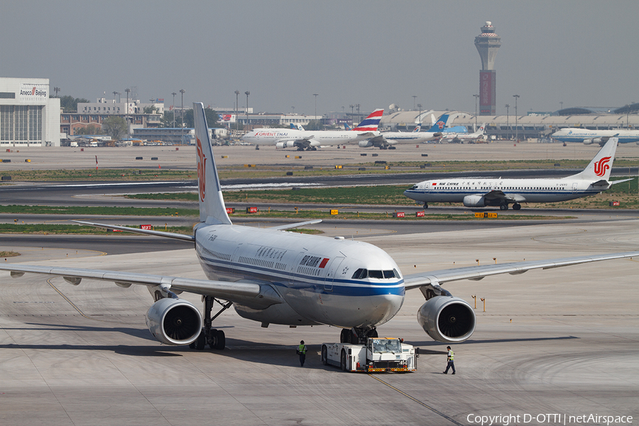 Air China Airbus A330-243 (B-6081) | Photo 406901