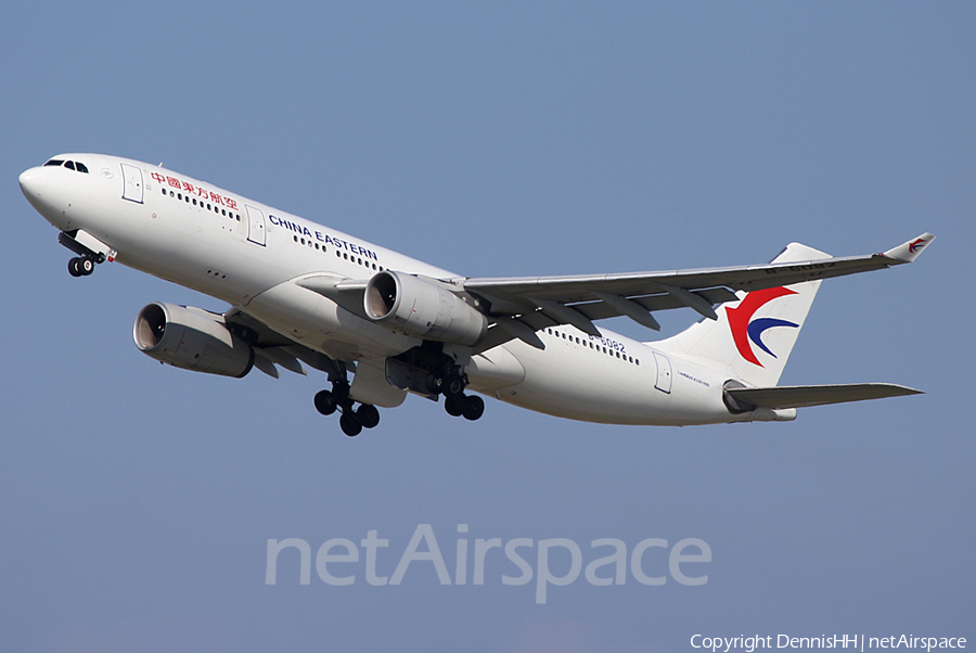 China Eastern Airlines Airbus A330-243 (B-6082) | Photo 344900
