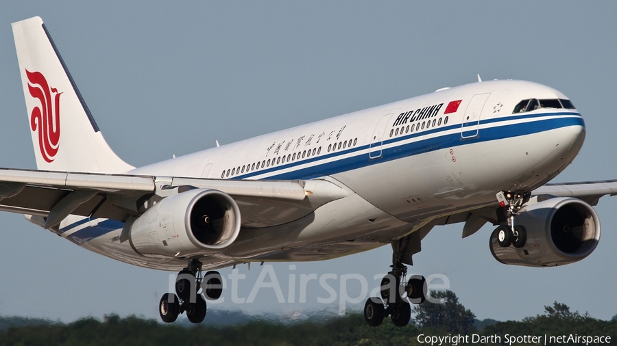 Air China Airbus A330-243 (B-6132) | Photo 218117