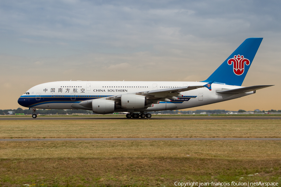 China Southern Airlines Airbus A380-841 (B-6137) | Photo 253738