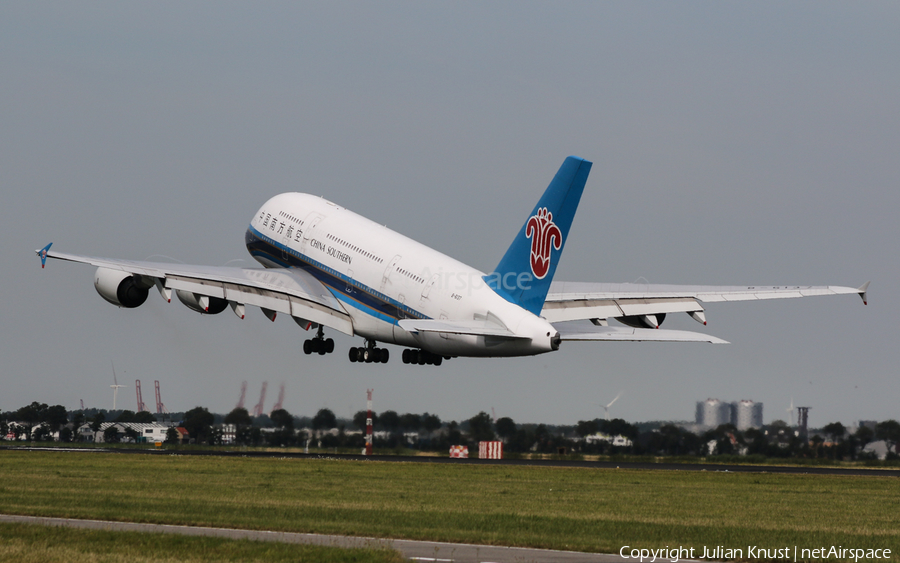 China Southern Airlines Airbus A380-841 (B-6137) | Photo 82924