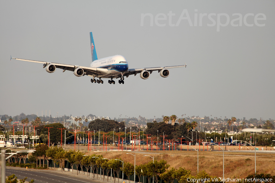 China Southern Airlines Airbus A380-841 (B-6137) | Photo 77462