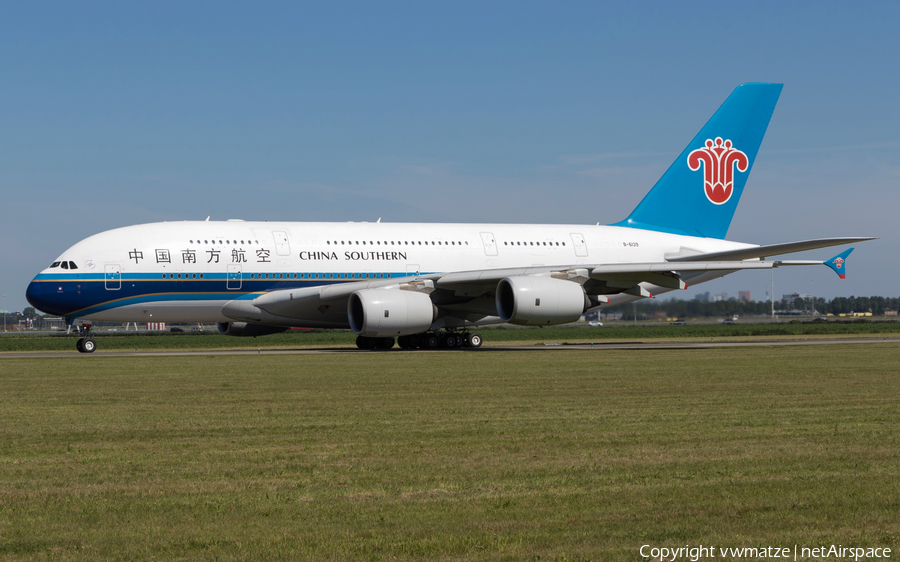China Southern Airlines Airbus A380-841 (B-6139) | Photo 418443