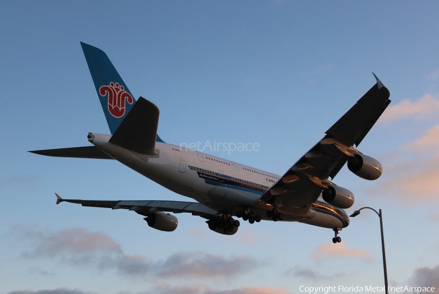 China Southern Airlines Airbus A380-841 (B-6140) | Photo 552516