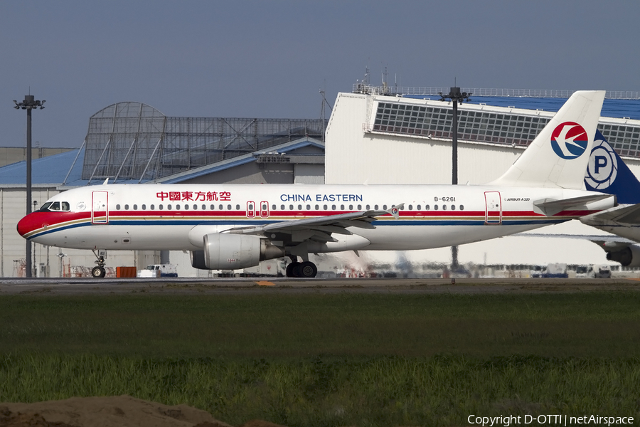 China Eastern Airlines Airbus A320-214 (B-6261) | Photo 419448